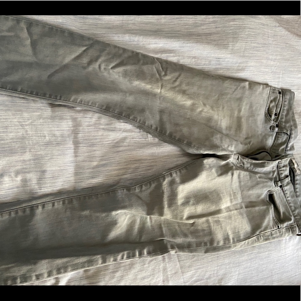 Uniqlo light gray jeans
